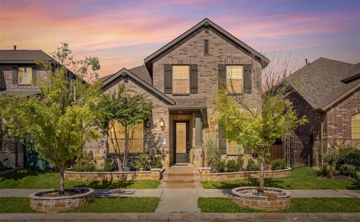 House in Arlington, Texas, United States 1
