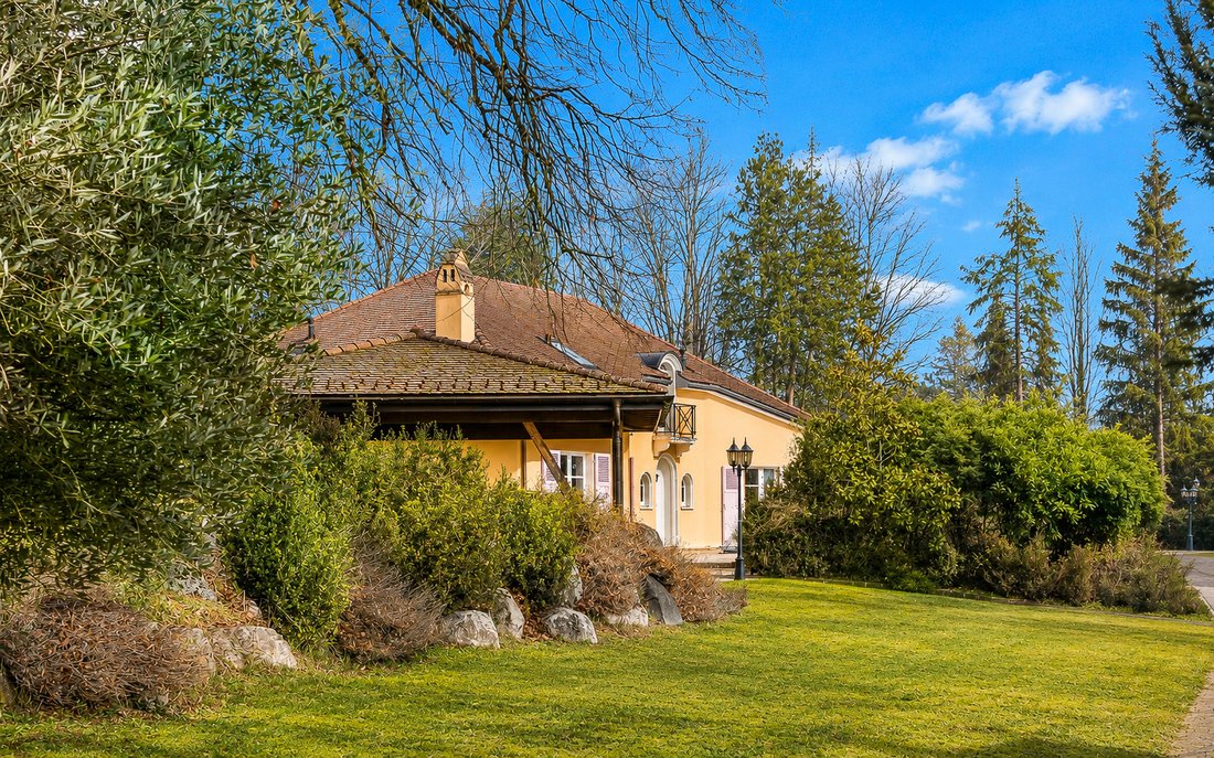 Villa in Centre, Gex, Frankreich 4 - 18778080