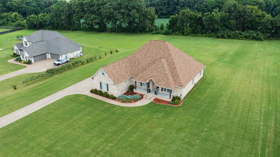 House in Humboldt, Tennessee, United States 1 - 18779575