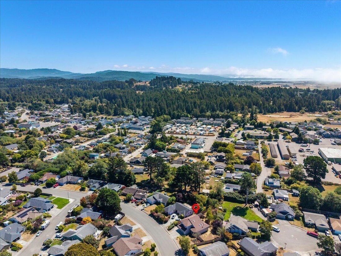 Otros en McKinleyville, California, Estados Unidos 5 - 18777213