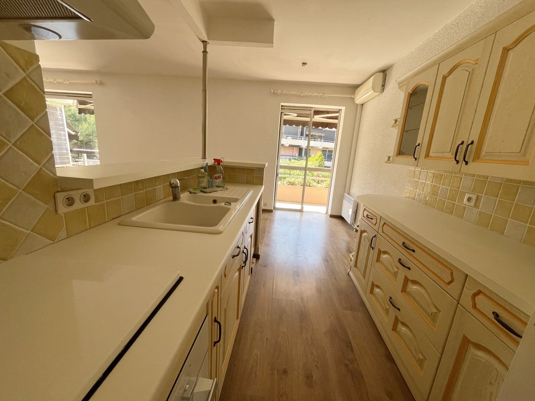 Appartamento a Zone Est Diffuse, San Tropez, Francia 4 - 18407817