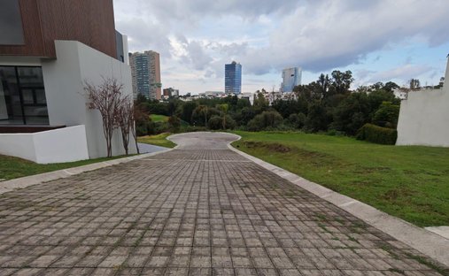 Land in Tlaxcalancingo, Puebla, Mexico 1