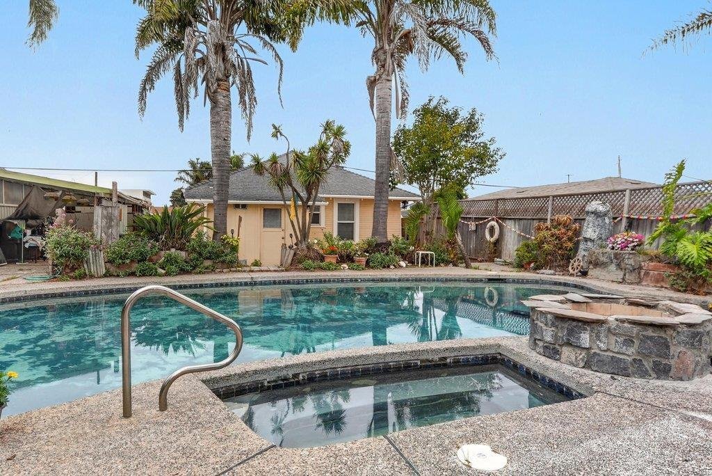 Casa a Watsonville, California, Stati Uniti 2 - 18778405