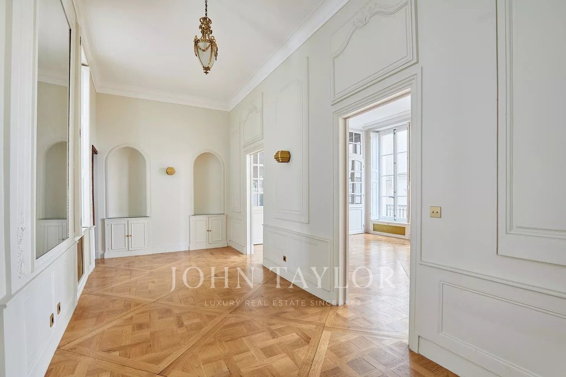 Apartment in Monnaie, Paris 6e Arrondissement, Paris 5 - 15282617
