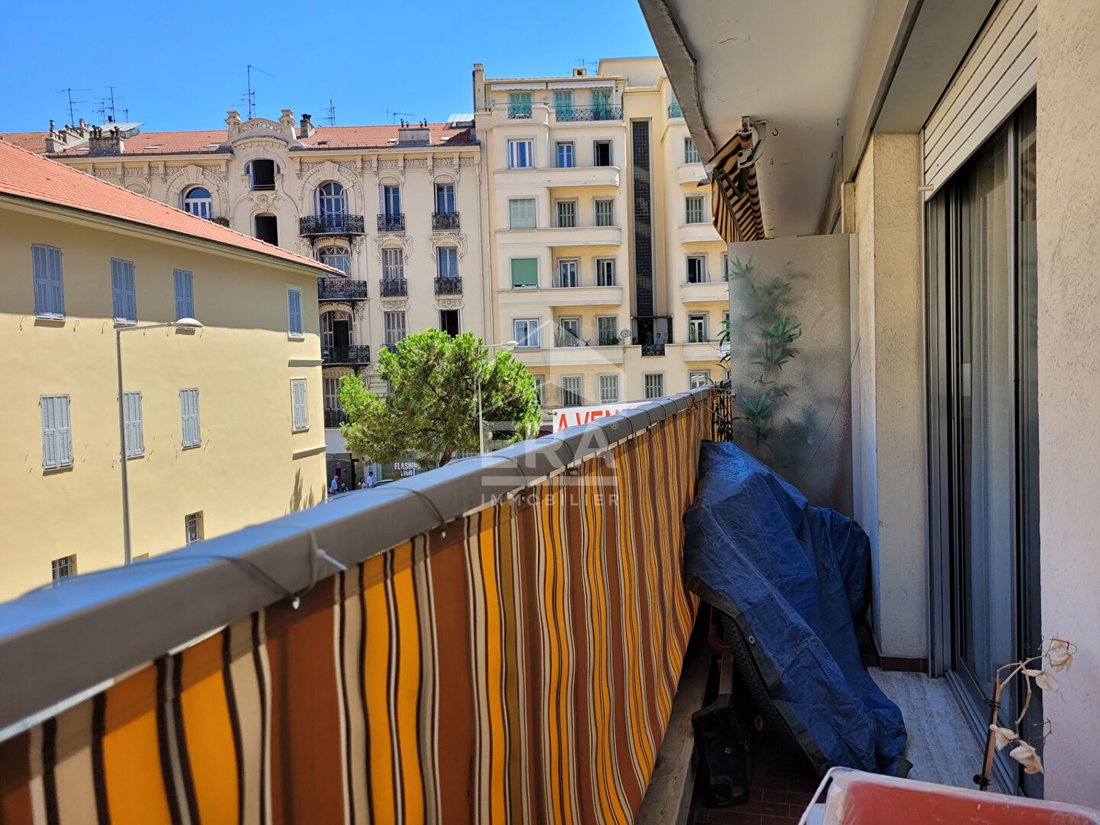 Appartamento a Nizza, Provenza-Alpi-Costa Azzurra, Francia 1 - 18083607