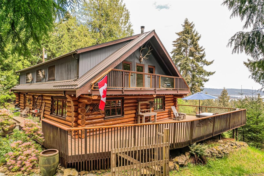 House in Saltspring Island, British Columbia, Canada 1 - 18781316