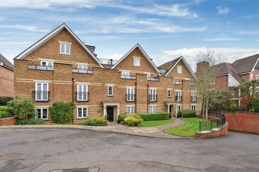 Apartment in Gerrards Cross, England 1 - 18776328