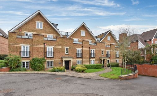 Apartment in Gerrards Cross, England 1