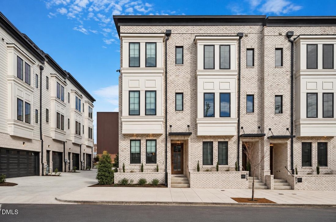 Townhouse in Raleigh, North Carolina, United States 1 - 18751147