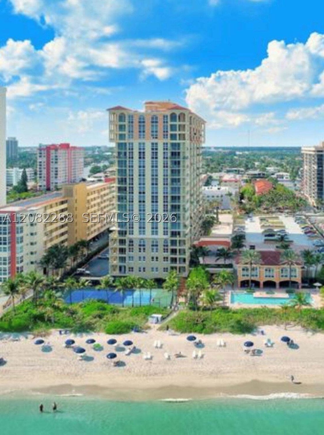 Appartement à Hallandale Beach, Floride, États-Unis 2 - 18779021