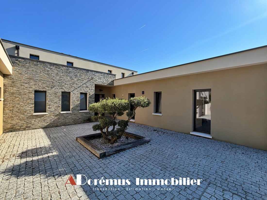 House in Bouliac, Nouvelle-Aquitaine, France 2 - 18780171