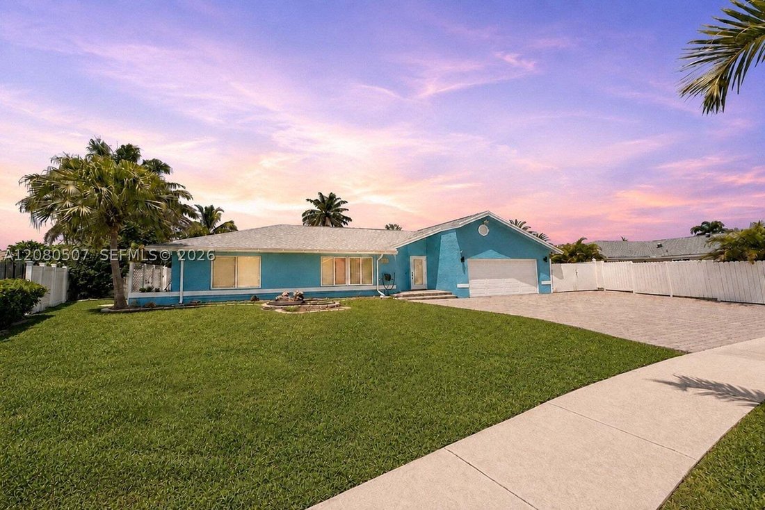 House in Davie, Florida, United States 3 - 18779097
