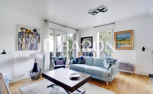 Apartment in Parchamp–Albert Kahn, Boulogne-Billancourt, France 1
