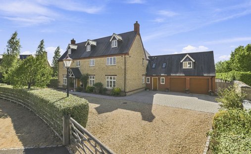 House in Ashton, England 1