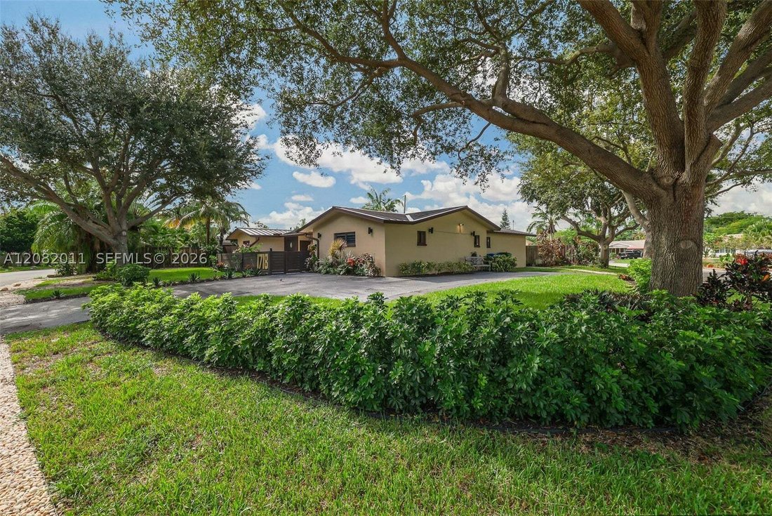 House in Oakland Park, Florida, United States 3 - 18776250