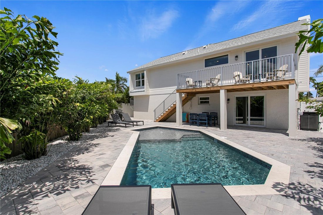 Casa en Indian Shores, Florida, Estados Unidos 2 - 18776147