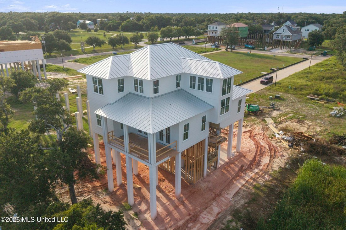 House in Pass Christian, Mississippi, United States 4 - 18781584