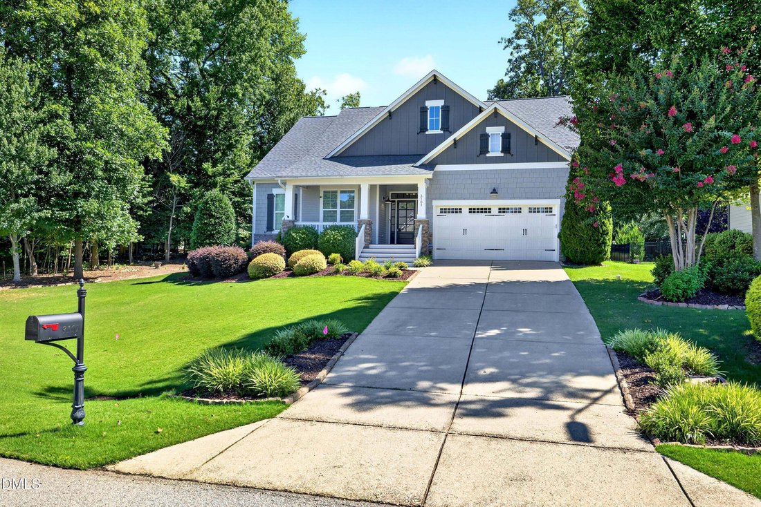 Casa en Fuquay-Varina, Carolina del Norte, Estados Unidos 2 - 18306695