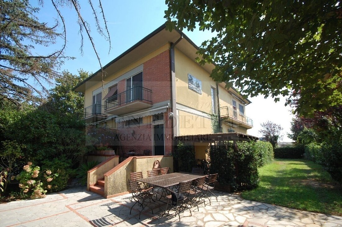 Apartamento en Pietrasanta, Toscana, Italia 1 - 18776497