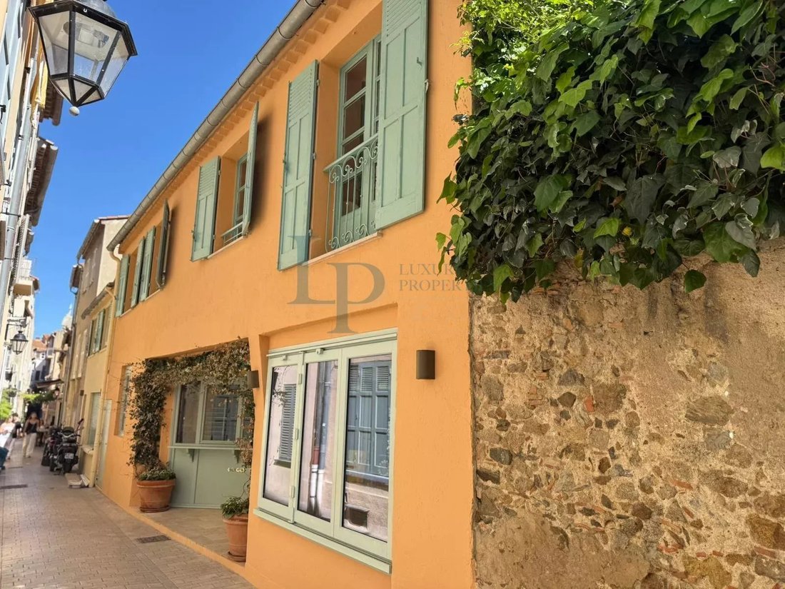 Maison de ville à Zone Ouest Urbaine, Saint-Tropez, France 1 - 17268503