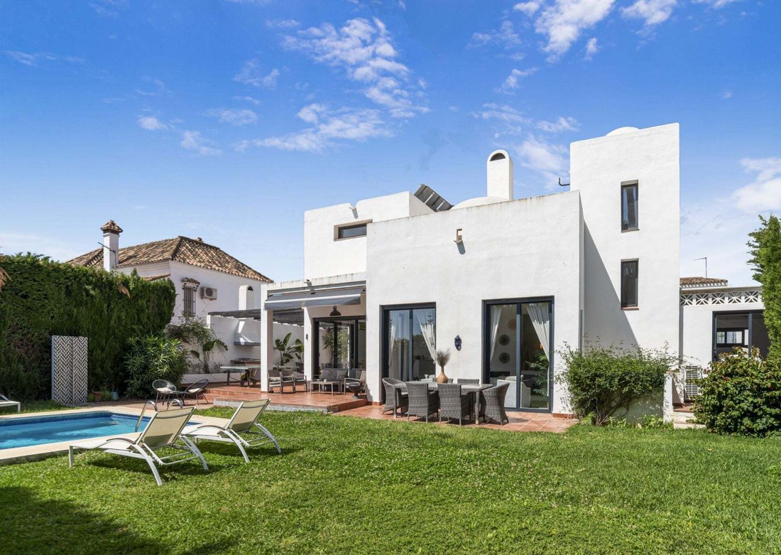 Villa à Puerto Banús, Marbella, Espagne 2 - 18776196