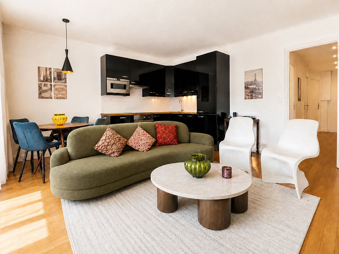 Apartment in Auteuil Nord, Paris 16e Arrondissement, Paris 1 - 18486999