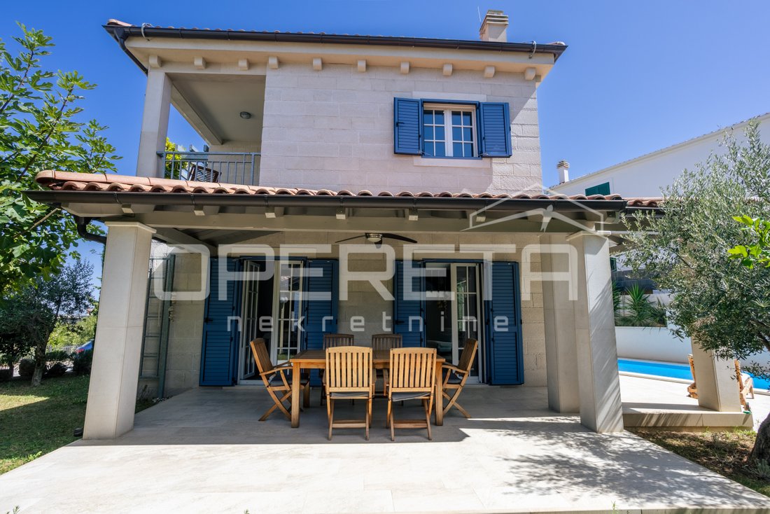 Villa in Murter, Gespanschaft Šibenik-Knin, Kroatien 2 - 18780194