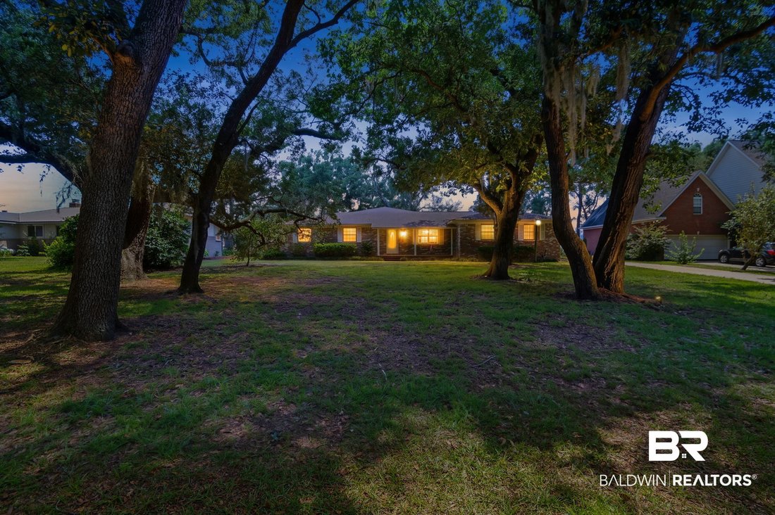 House in Lillian, Alabama, United States 2 - 18776368