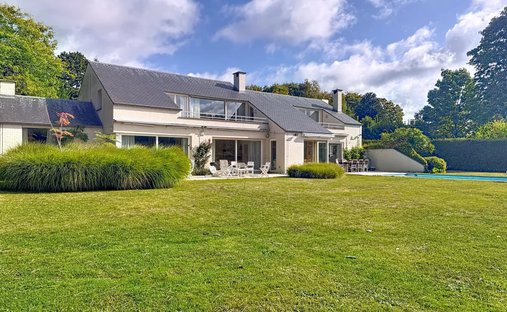 Villa in Sint-Genesius-Rode, Flämische Region, Belgien 1