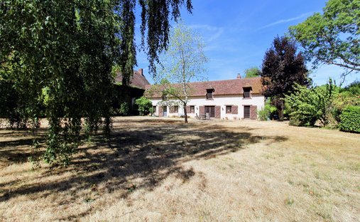 House in Houdan, Ile-de-France, France 1
