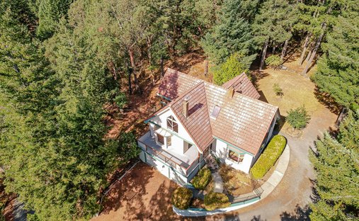 House in Victoria, British Columbia, Canada 1