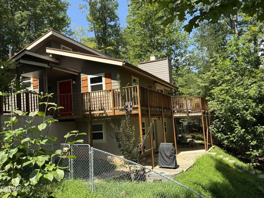 House in Gatlinburg, Tennessee, United States 1 - 18779605