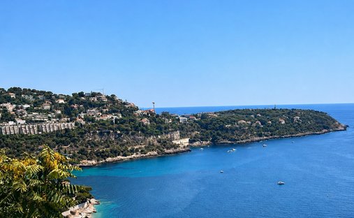 Villa in Cabbe-Saint Roman, Roquebrune-Cap-Martin, France 1