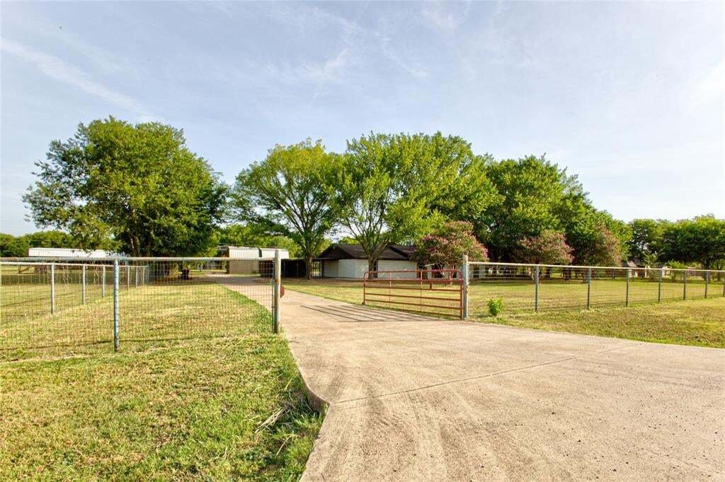 House in Palmer, Texas, United States 2 - 18780040