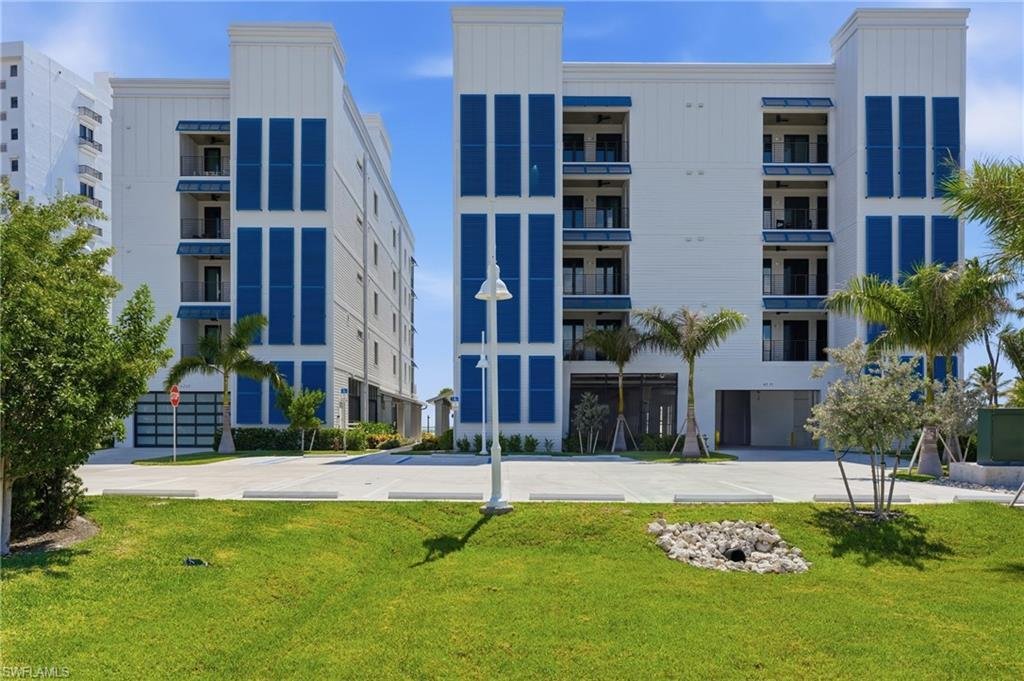 Condominio a Fort Myers Beach, Florida, Stati Uniti 2 - 18777654