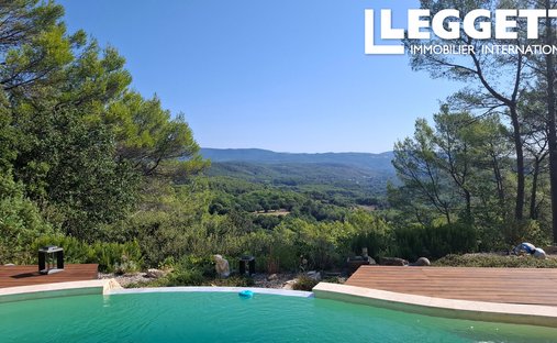 Villa a Sillans-la-Cascade, Provenza-Alpi-Costa Azzurra, Francia 1