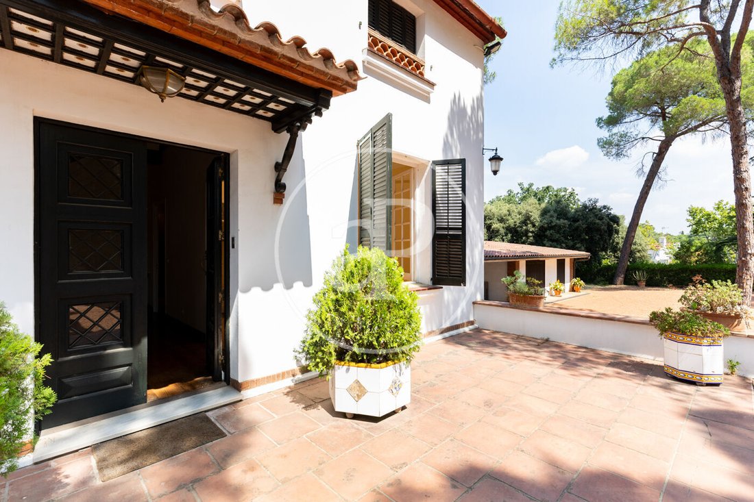 Villa in Sant Cugat del Valles, Catalonia, Spain 3 - 18454124