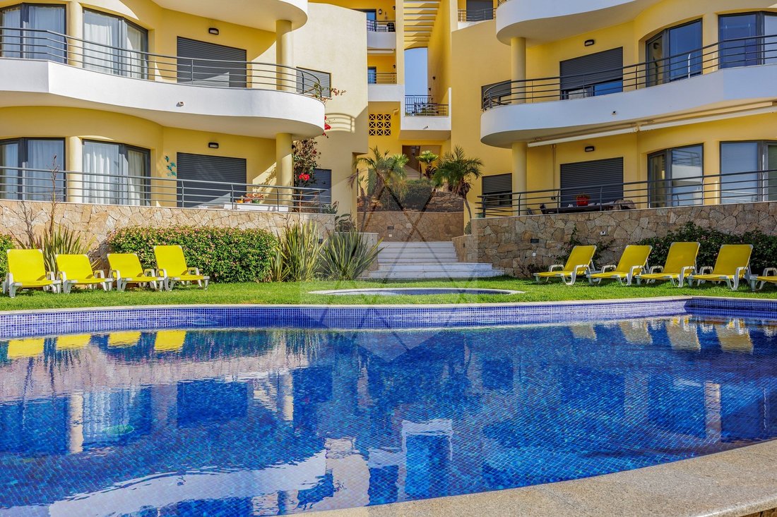 Townhouse in Olhos de Agua, Algarve, Portugal 5 - 18780458