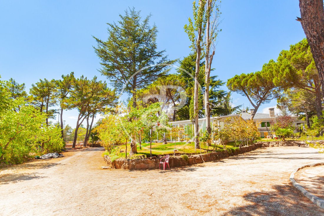 Terreno a Galapagar, Madrid, Spagna 1 - 18782242