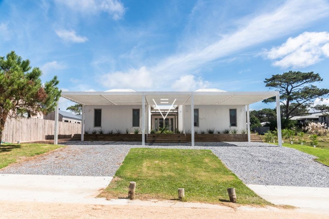 Haus in Faro José Ignacio, Departamento Maldonado, Uruguay 1 - 18775842