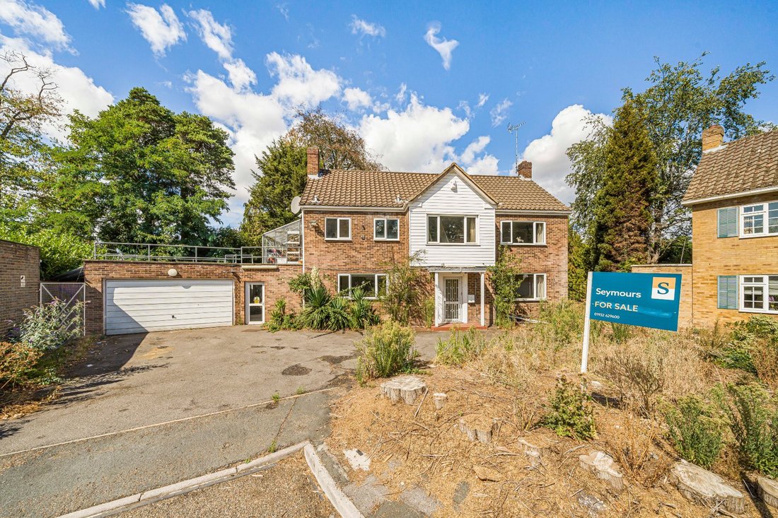 Haus in Brooklands, Elmbridge, England 5 - 18778988