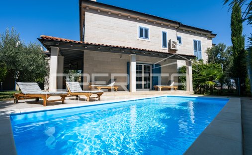 Villa a Morter-Incoronate, Regione di Sebenico e Tenin, Croazia 1