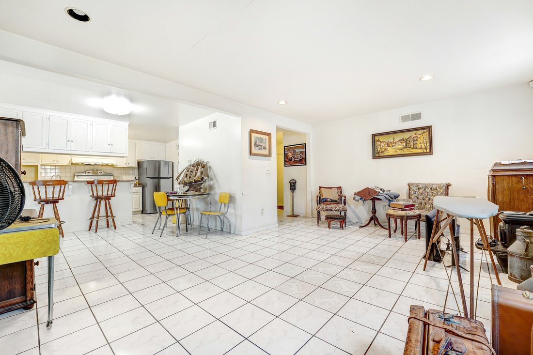 House in Los Angeles, California, United States 4 - 18778391