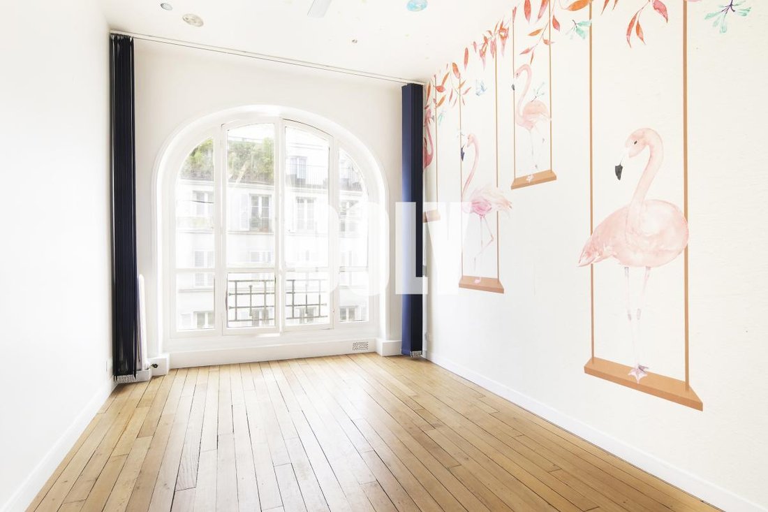 Apartment in Porte Saint Denis-Paradis, Paris 10e Arrondissement, Paris 5 - 18778564