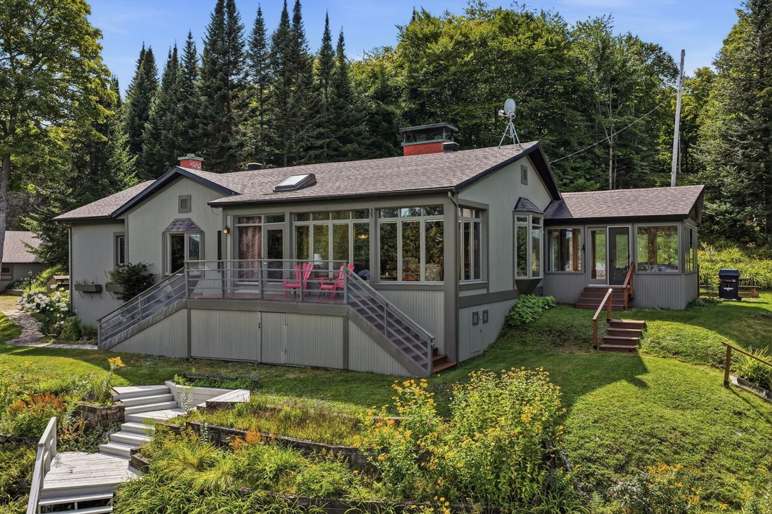 House in Sainte-Agathe-des-Monts, Quebec, Canada 3 - 18780332
