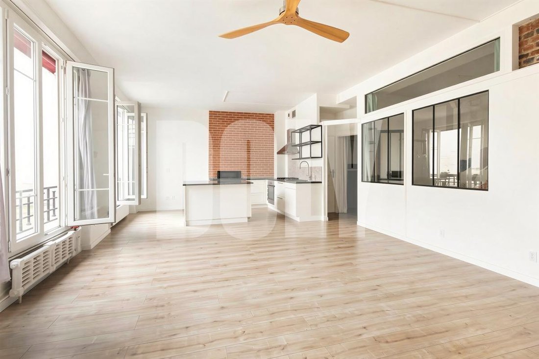 Apartment in Porte Saint Denis-Paradis, Paris 10e Arrondissement, Paris 1 - 18778564