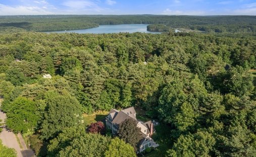 House in Hopkinton, Massachusetts, United States 1