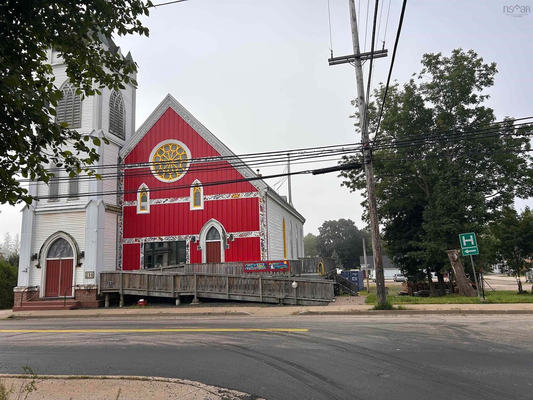 House in Bridgetown, Nova Scotia, Canada 1 - 17544597