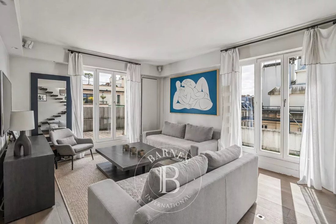 Apartment in Chaillot, Paris 16e Arrondissement, Paris 1 - 18780513