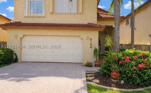 Maison à Doral, Floride, États-Unis 1